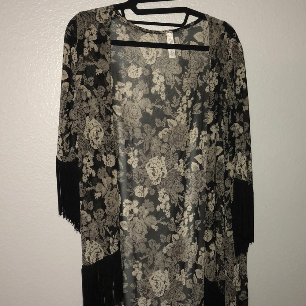 Lovely Day Kimono